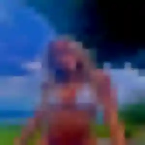 rencontre adulte à Vermand : photo de Ursula, 27 ans - accès libre