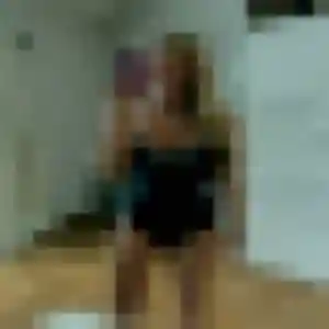 Adélaïde, fille de 24 ans propose rencontre adulte à Veyras