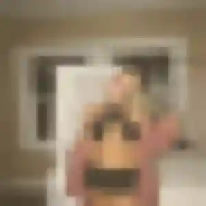 Tiffany, 42 ans, connectée à Viens pour un rencontre adulte