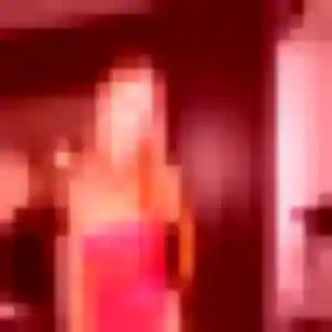 Maéva, 23 ans, connectée à Viesly pour un rencontre adulte