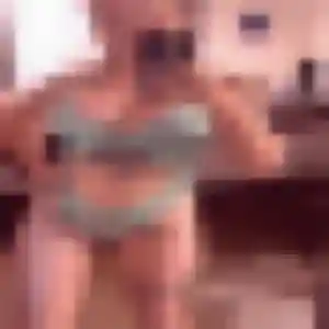 rencontre adulte à Villabé : profil de Lilou, 21 ans - inscription gratuite