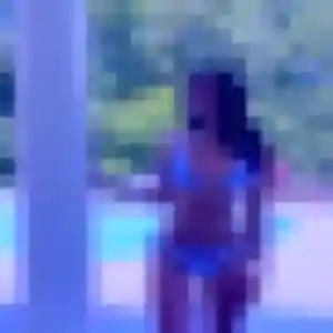 Lise (34 ans) à Villetaneuse attend une rencontre ce soir