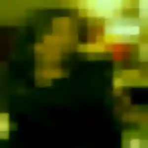 Amira, 26 ans, connectée à Volstroff pour un rencontre adulte