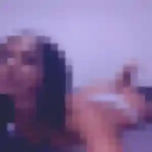 Photo de Deborah à Wingles (25 ans) - rencontre adulte gratuit