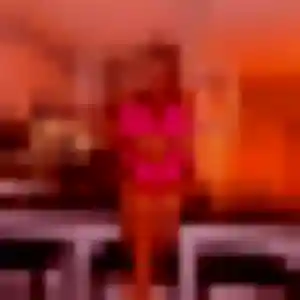 Photo de Laetitia à Yutz (45 ans) - rencontre adulte anonyme
