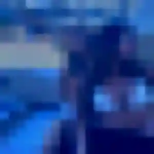 Découvre Adeola, 33 ans à Zetting en privé